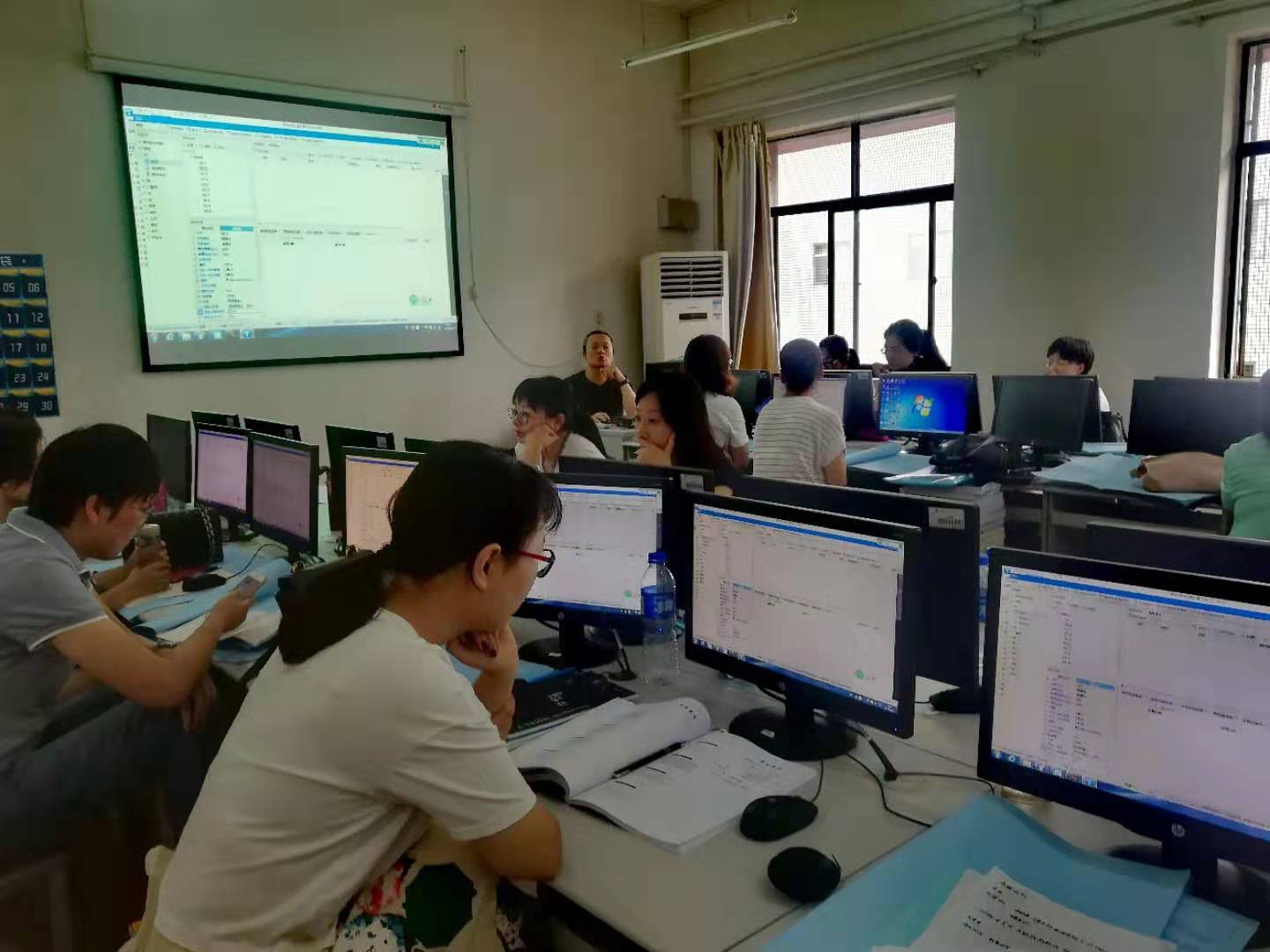 图片2.jpg 图片2.jpg
